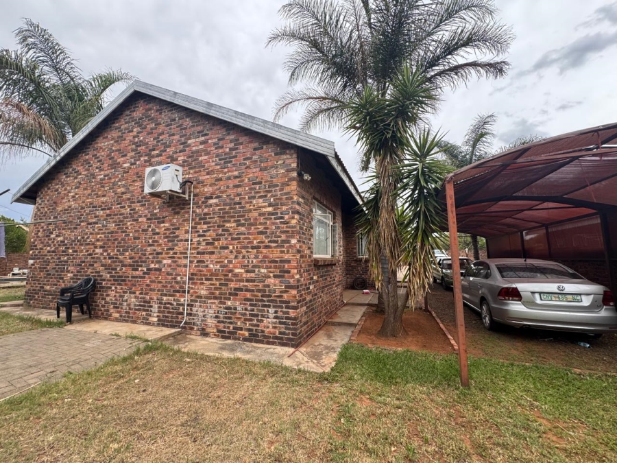 3 Bedroom Property for Sale in South Ridge Northern Cape